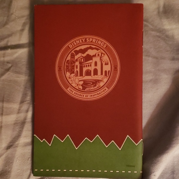 Stitch's Holiday Gift Hunt Booklet - Picture 2 of 3